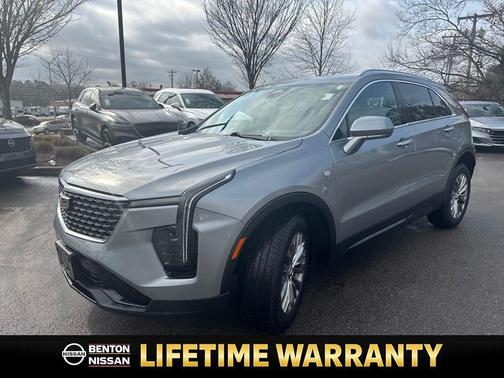 2024 Cadillac XT4 Premium Luxury
