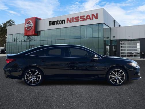 2019 Toyota Avalon Touring