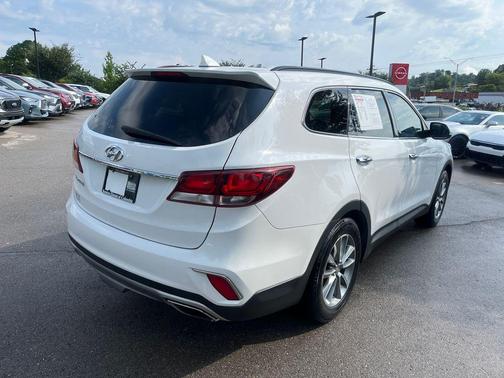 Monaco White 2018 Hyundai SANTA FE SE