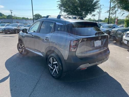 Gun Metallic 2026 Nissan Kicks SV