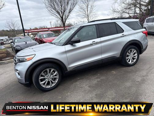 Iconic Silver Metallic 2020 Ford Explorer XLT