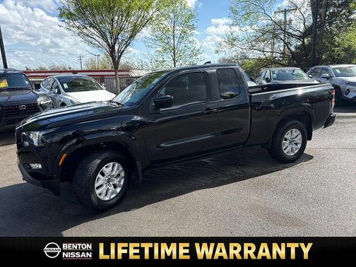 2024 Nissan Frontier SV