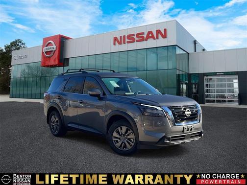2025 Nissan Pathfinder SV FWD