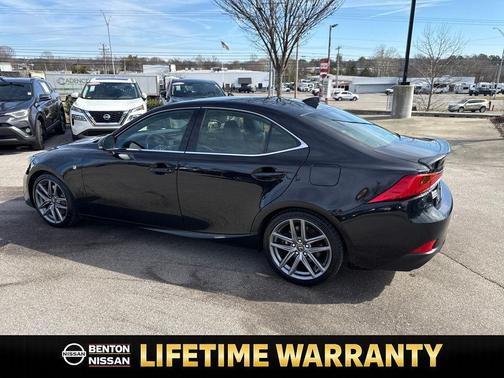 2018 Lexus IS 300 Base