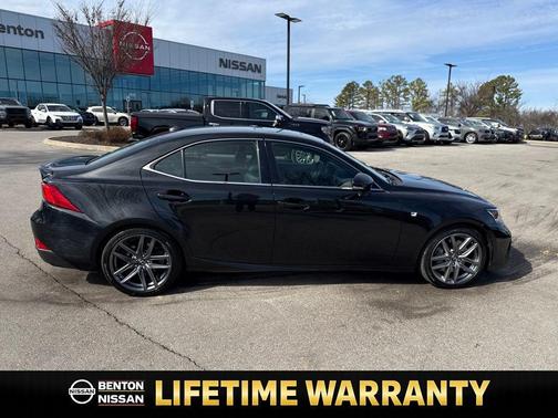 2018 Lexus IS 300 Base