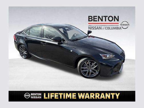 2018 Lexus IS 300 Base