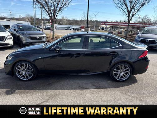 2018 Lexus IS 300 Base