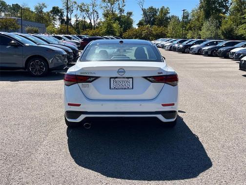 2025 Nissan Sentra SR