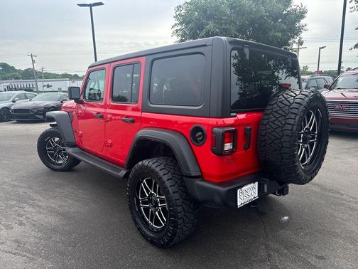Firecracker Red Clearcoat 2022 Jeep Wrangler Unlimited Sport