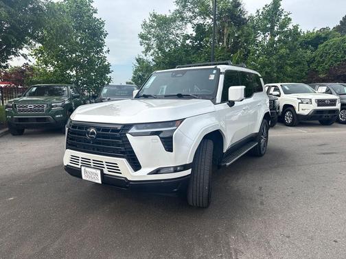 White Pearl 2024 Lexus GX 550 Luxury