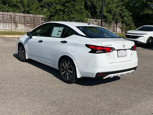 2025 Nissan Versa 1.6 S