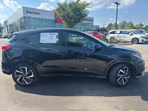 Crystal Black Pearl 2019 Honda HR-V Sport