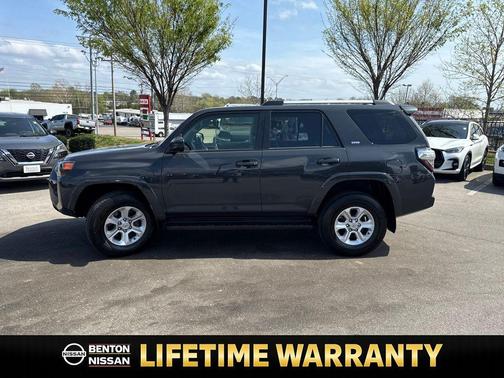 Ice Cap 2024 Toyota 4Runner SR5