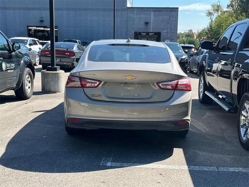2022 Chevrolet Malibu FWD LT