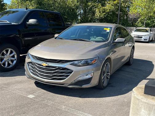 2022 Chevrolet Malibu FWD LT