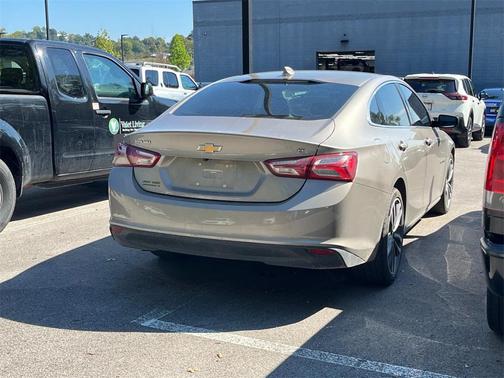 2022 Chevrolet Malibu FWD LT