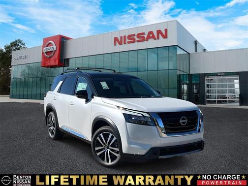 2025 Nissan Pathfinder Platinum 4WD