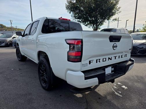 Glacier White 2026 Nissan Frontier SV