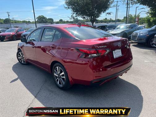 Scarlet Ember Tintcoat 2025 Nissan Versa 1.6 SV