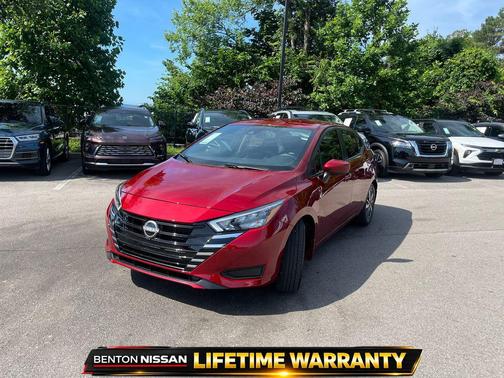 Scarlet Ember Tintcoat 2025 Nissan Versa 1.6 SV
