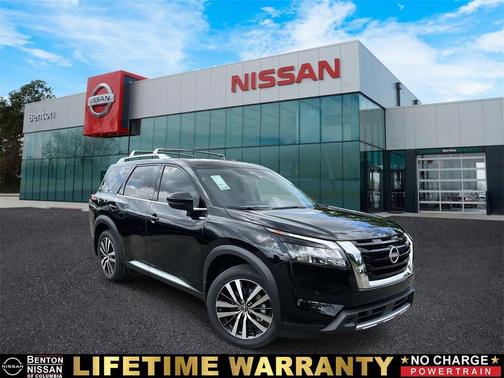 2025 Nissan Pathfinder Platinum FWD