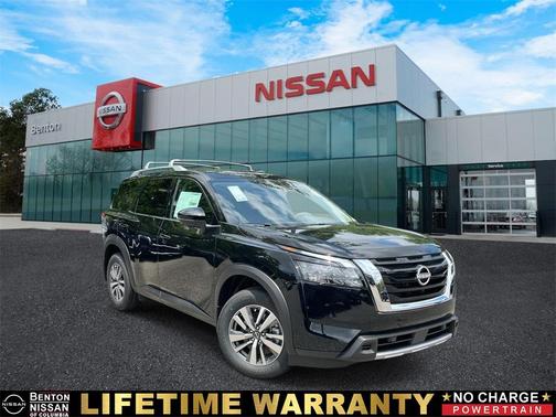 2025 Nissan Pathfinder SL FWD