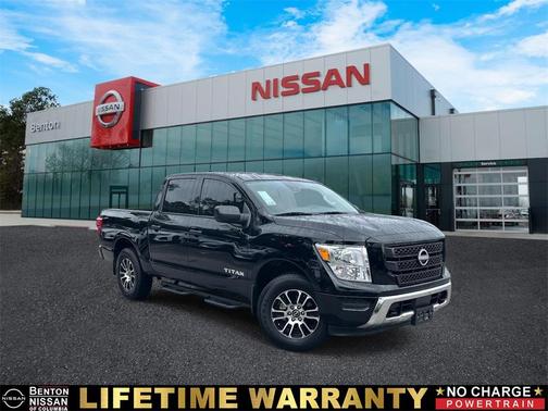 2024 Nissan Titan SV