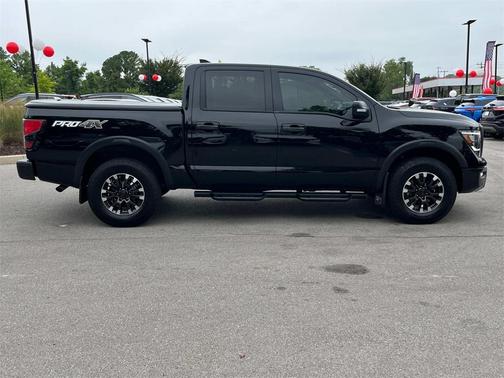 2022 Nissan Titan PRO-4X