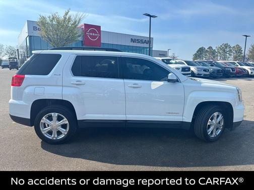 Summit White 2017 GMC Terrain SLE-2