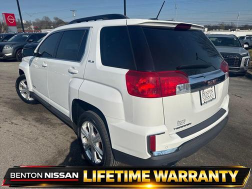 Summit White 2017 GMC Terrain SLE-2
