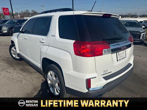 Summit White 2017 GMC Terrain SLE-2