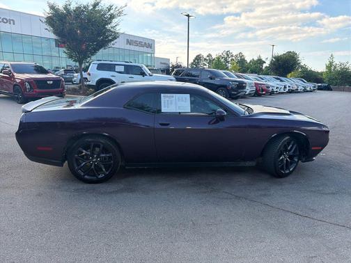 Hellraisin 2021 Dodge Challenger SXT