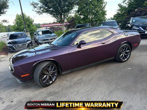 Hellraisin 2021 Dodge Challenger SXT