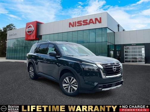 2025 Nissan Pathfinder SL FWD