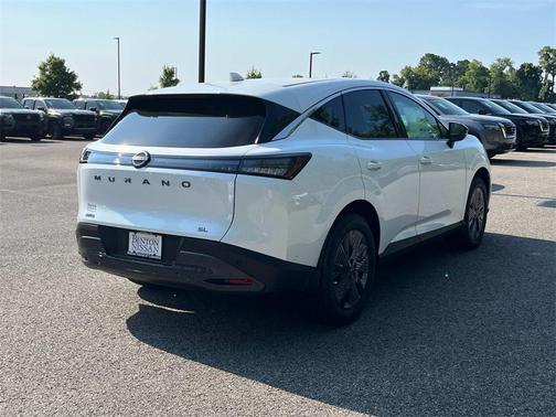 2025 Nissan Murano SL