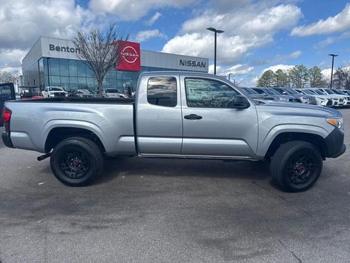 2019 Toyota Tacoma SR