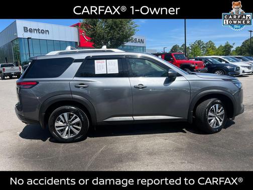 Gun Metallic 2025 Nissan Pathfinder SL 4WD