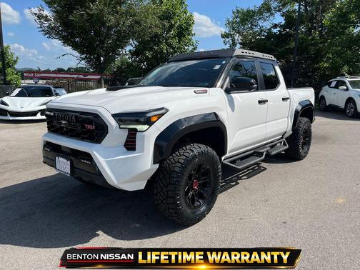 Ice Cap w/Black Roof 2024 Toyota Tacoma Hybrid TRD Pro