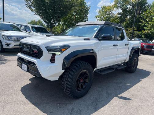 Ice Cap w/Black Roof 2024 Toyota Tacoma Hybrid TRD Pro