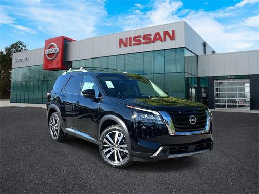 2025 Nissan Pathfinder Platinum FWD