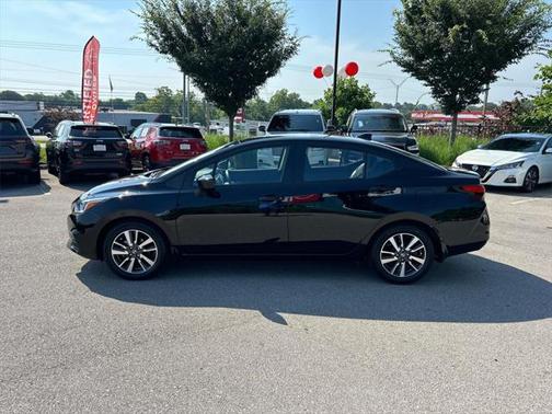 2022 Nissan Versa 1.6 SV