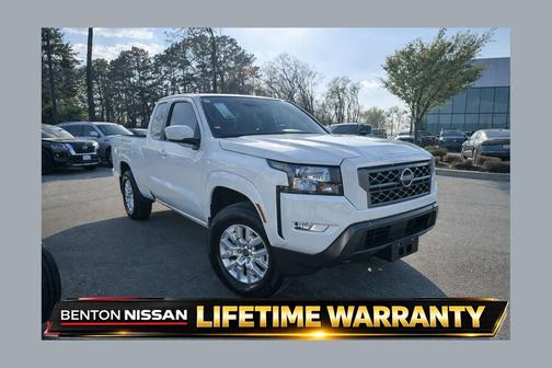 2024 Nissan Frontier SV