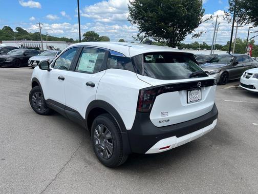 Fresh Powder 2026 Nissan Kicks S