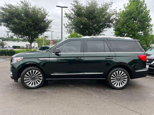 Green Gem 2021 Lincoln Navigator Reserve