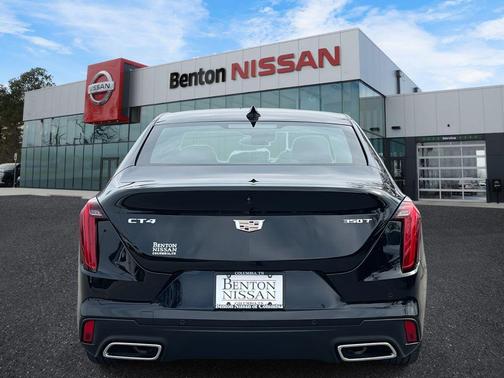 2024 Cadillac CT4 Luxury