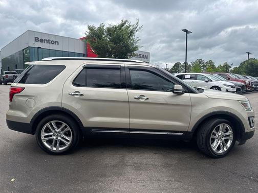 White Gold Metallic 2017 Ford Explorer Limited