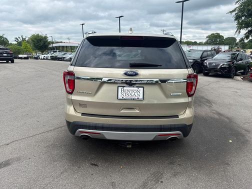 White Gold Metallic 2017 Ford Explorer Limited