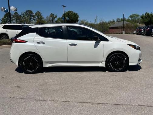 2023 Nissan Leaf SV PLUS 60 kWh