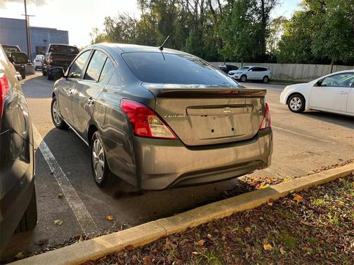 2019 Nissan Versa 1.6 SV