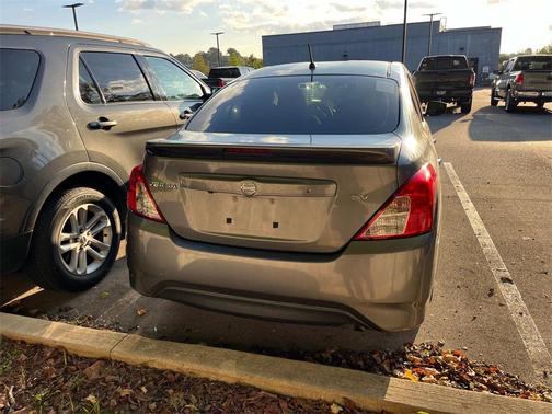 2019 Nissan Versa 1.6 SV